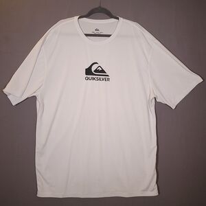 Quiksilver White Short Sleeve Tee